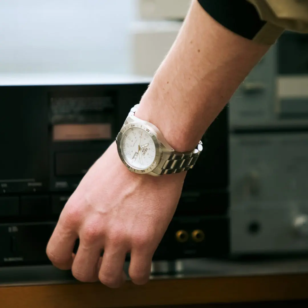 Seiko 5 Sports Field Explorer White Dial Watch - Image 5