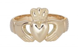 Ladies Claddagh Ring in 18K Gold