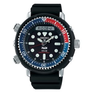 Seiko-Prospex-Arnie-1982-Solar-Watch-2.jpg