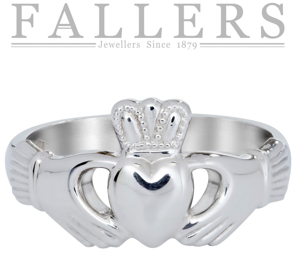 Ladies Claddagh Ring in Platinum - Image 3