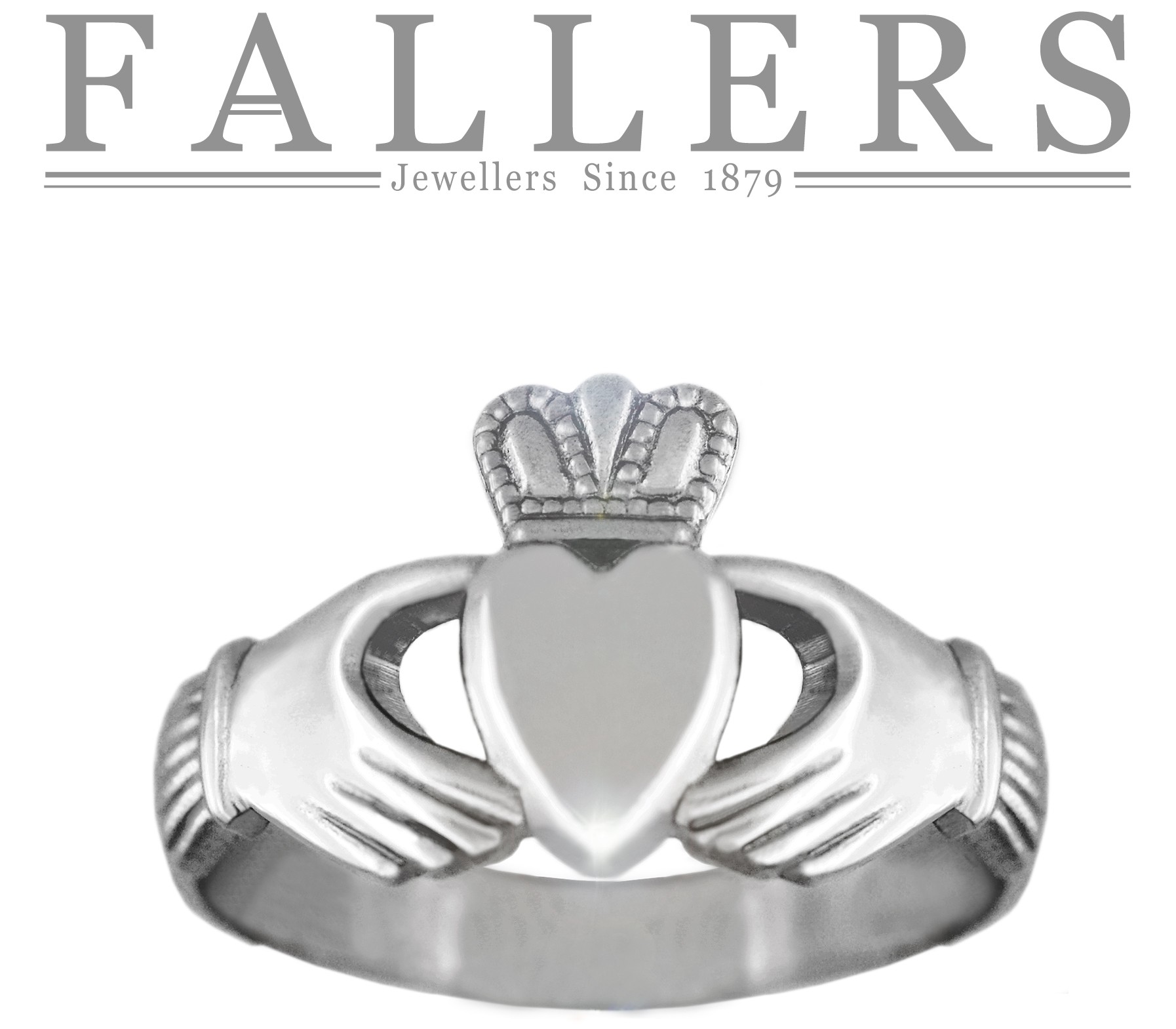 Ladies Claddagh Ring in Platinum - Image 2
