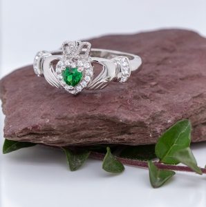 Sterling Silver Green Crystal Claddagh Ring
