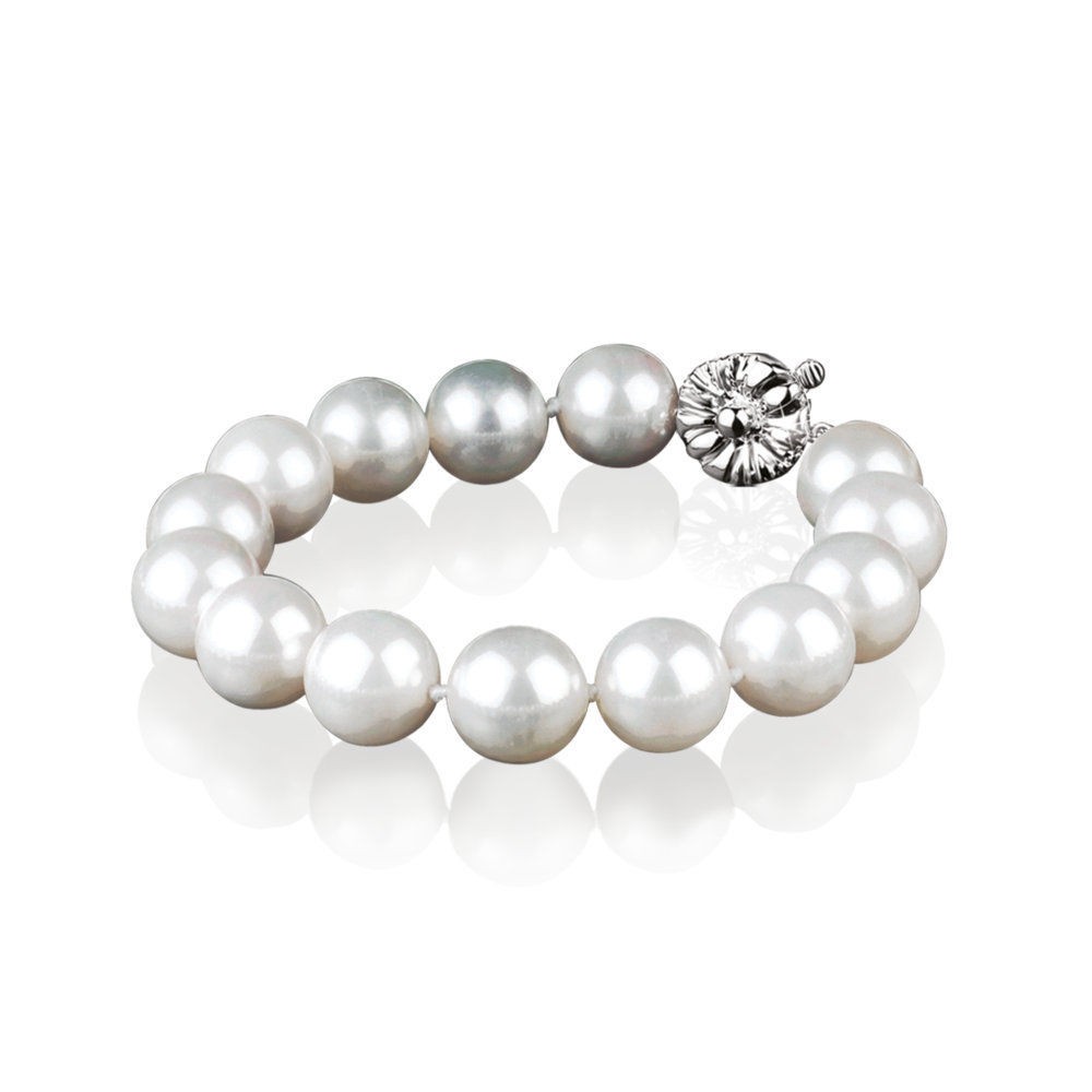 Newbridge Vintage Grace Kelly Pearl Bracelet