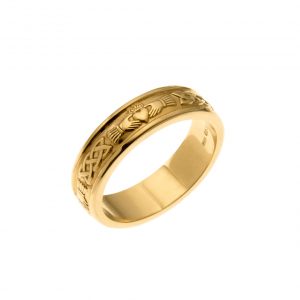 14K Narrow Claddagh Wedding Band