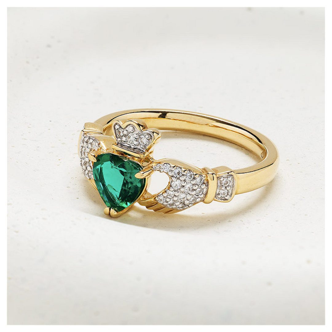 14k Lab Diamond & Emerald Claddagh Bande Set Ring - Image 3