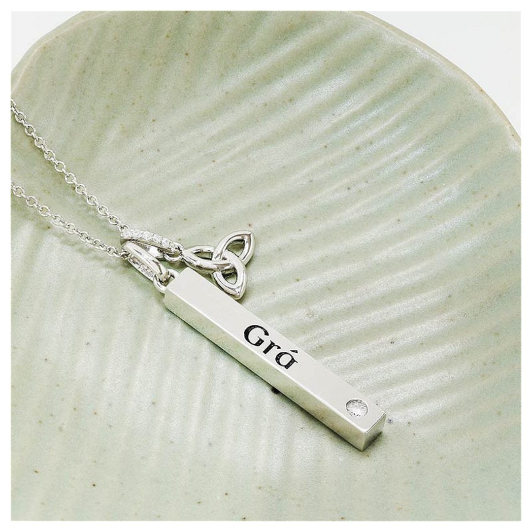 Sterling Silver Grá Lab Sapphire Trinity Pendant - Image 3