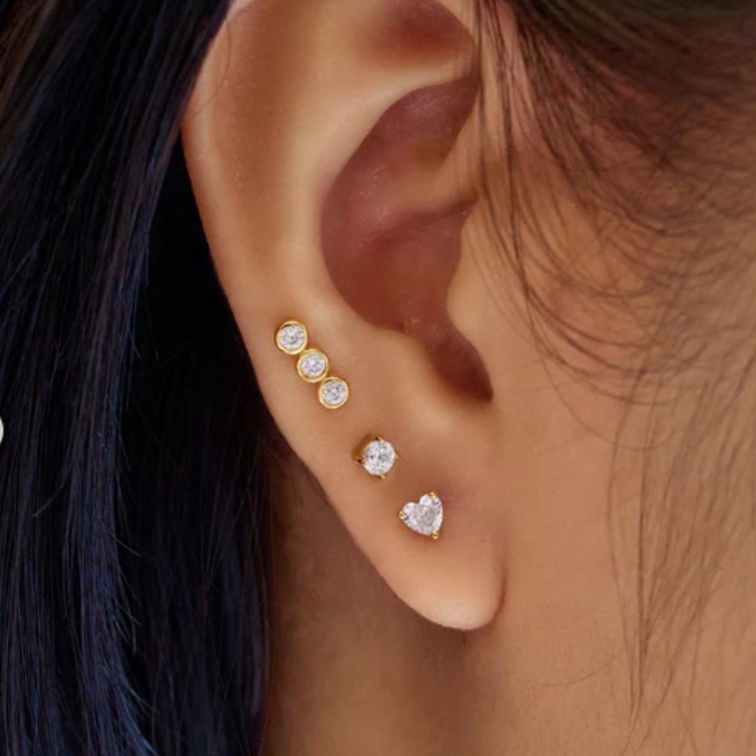 Ania Haie Gold Heart Barbell Single Earring - Image 3