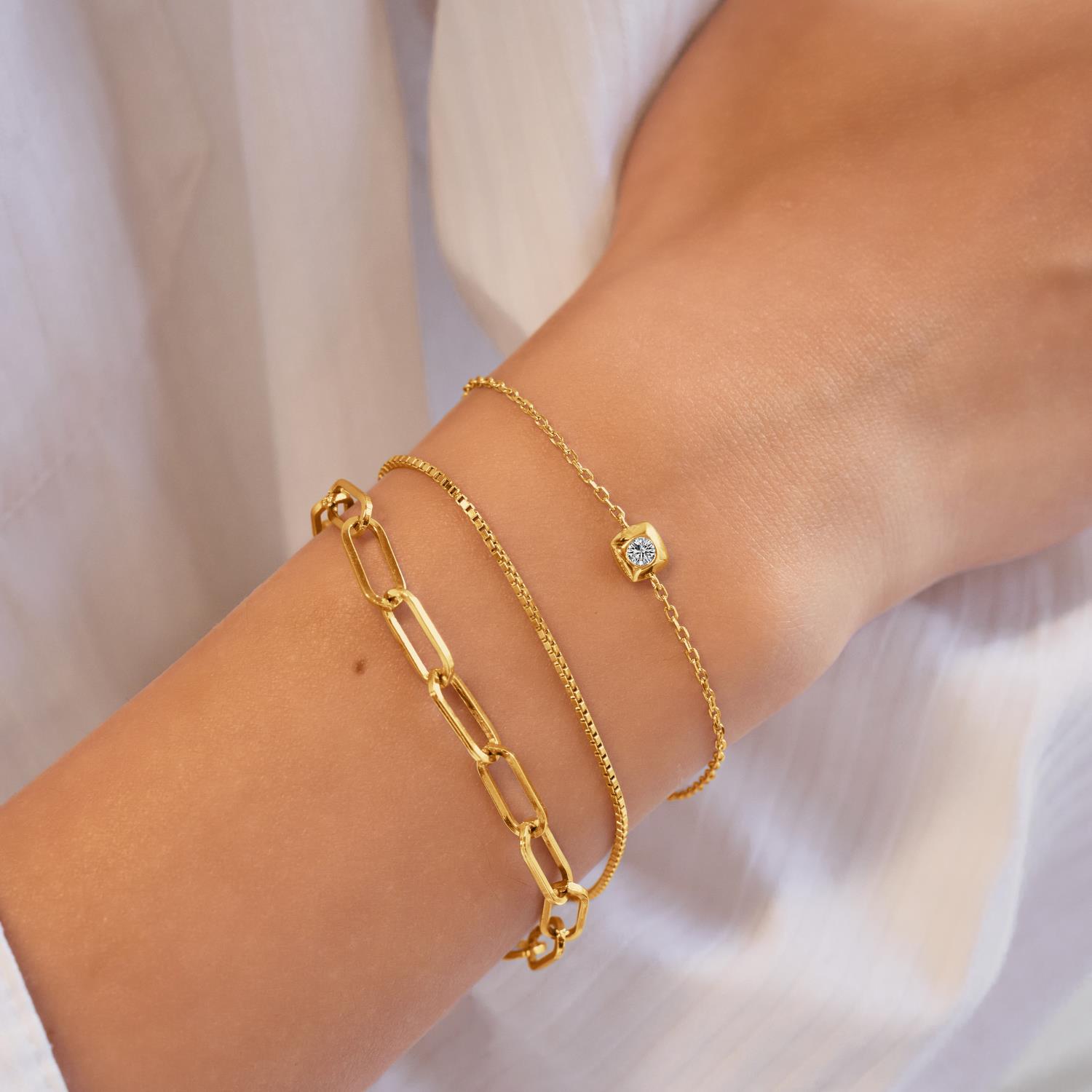 Ania Haie Gold Modern Bezel-Set Solitaire Bracelet - Image 3