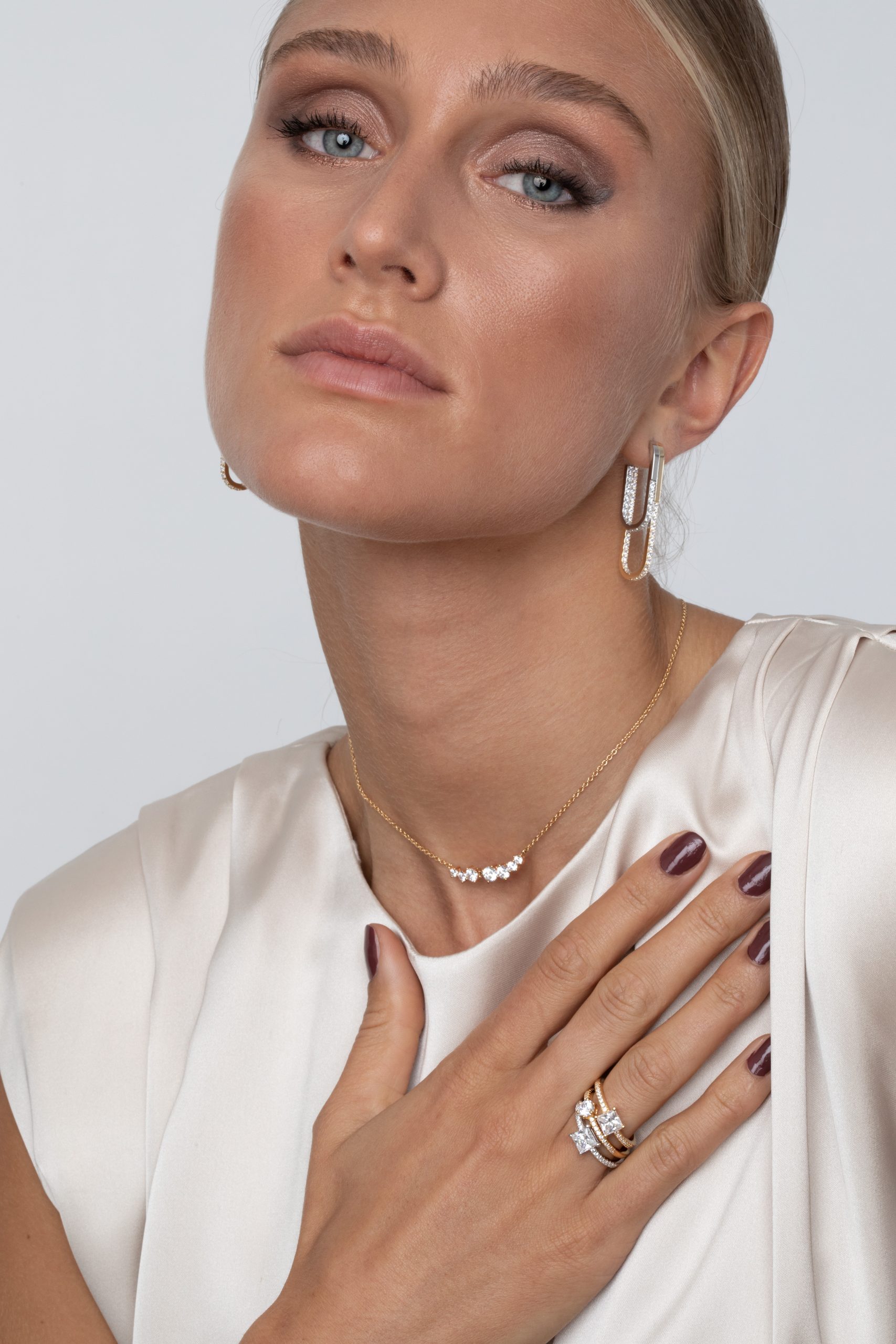 Sif Jakobs Belluno Gold Plated 7 Cubic Zirconia Stone Necklace - Image 3